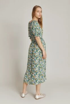 Una Dress Daisy Floral -Ghost Fashion Store D04G034 Z25 24736 650px 964px