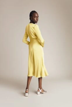 Meryl Satin Midi Dress Butter -Ghost Fashion Store D05G002A M09 27534 650px 964px