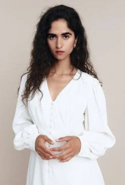 Shyla Crepe Knee-Length Dress Ivory 11 Shyla Crepe Knee-Length Dress Ivory -Ghost Fashion Store D05G036 M12 25758 650px 964px