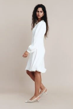 Shyla Crepe Knee-Length Dress Ivory 13 Shyla Crepe Knee-Length Dress Ivory -Ghost Fashion Store D05G036 M12 25761 650px 964px