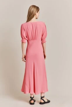 Coco Crepe Midi Dress Blossom Pink -Ghost Fashion Store D06G043A H11 27861 650px 964px
