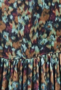 Maya Tiered Satin Midi Dress Green Ikat -Ghost Fashion Store D07G054 Z76 29867 650px 964px