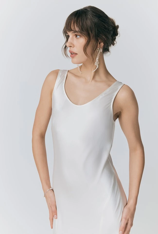 Willow Satin Maxi Dress 5 Willow Satin Maxi Dress - Image 3