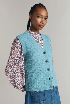 Brettia Sleeveless Knitted Waistcoat -Ghost Fashion Store K09G004 K81 31958 650px 964px