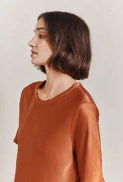 Ivy Satin Top Auburn -Ghost Fashion Store Q06G008A F24 28603 650px 964px