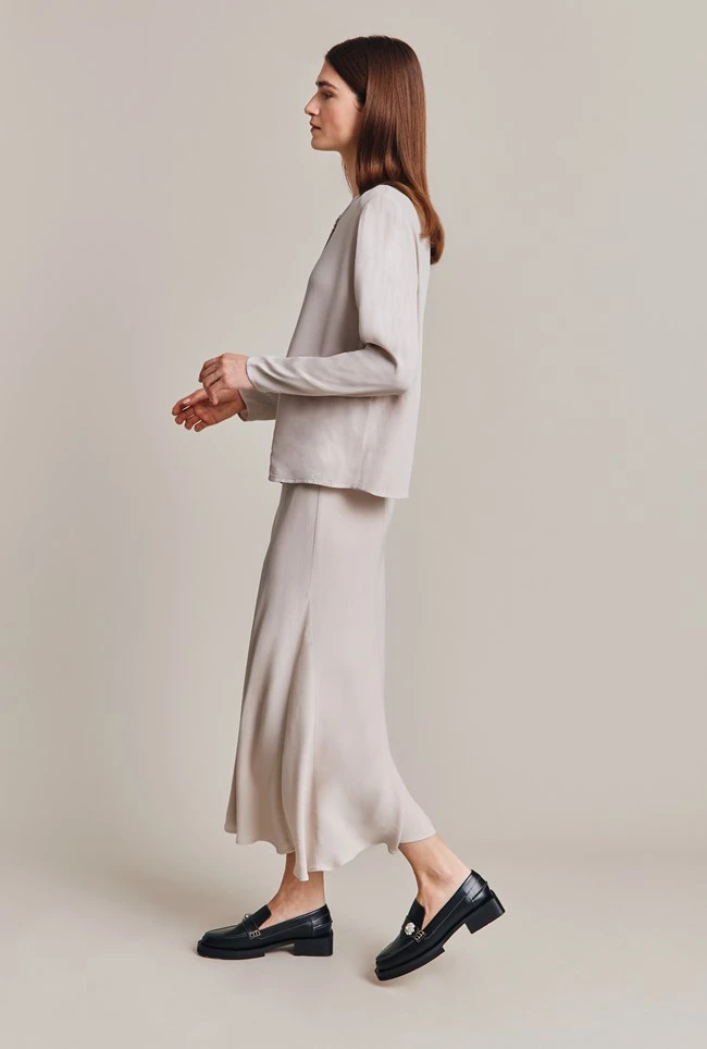 Alena Crepe Blouse Beige Pearly 5 Alena Crepe Blouse Beige Pearly - Image 3