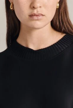 Grace Satin Sweatshirt Black -Ghost Fashion Store Q07G003 A01 29399 650px 964px