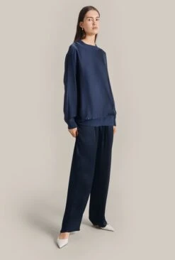 Grace Satin Sweatshirt Dark Midnight -Ghost Fashion Store Q07G003 K29 29144 650px 964px