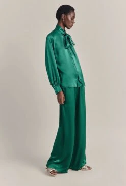 Anna Satin Pussybow Blouse Green -Ghost Fashion Store Q07G022 J30 29733 650px 964px