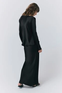 Isabella Satin Blouse -Ghost Fashion Store Q10G010 A01 33296 650px 964px