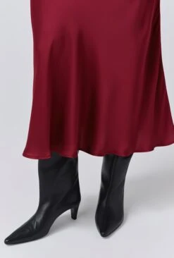 Luna Satin Midi Slip Skirt -Ghost Fashion Store S11G003 L93 33832 650px 964px